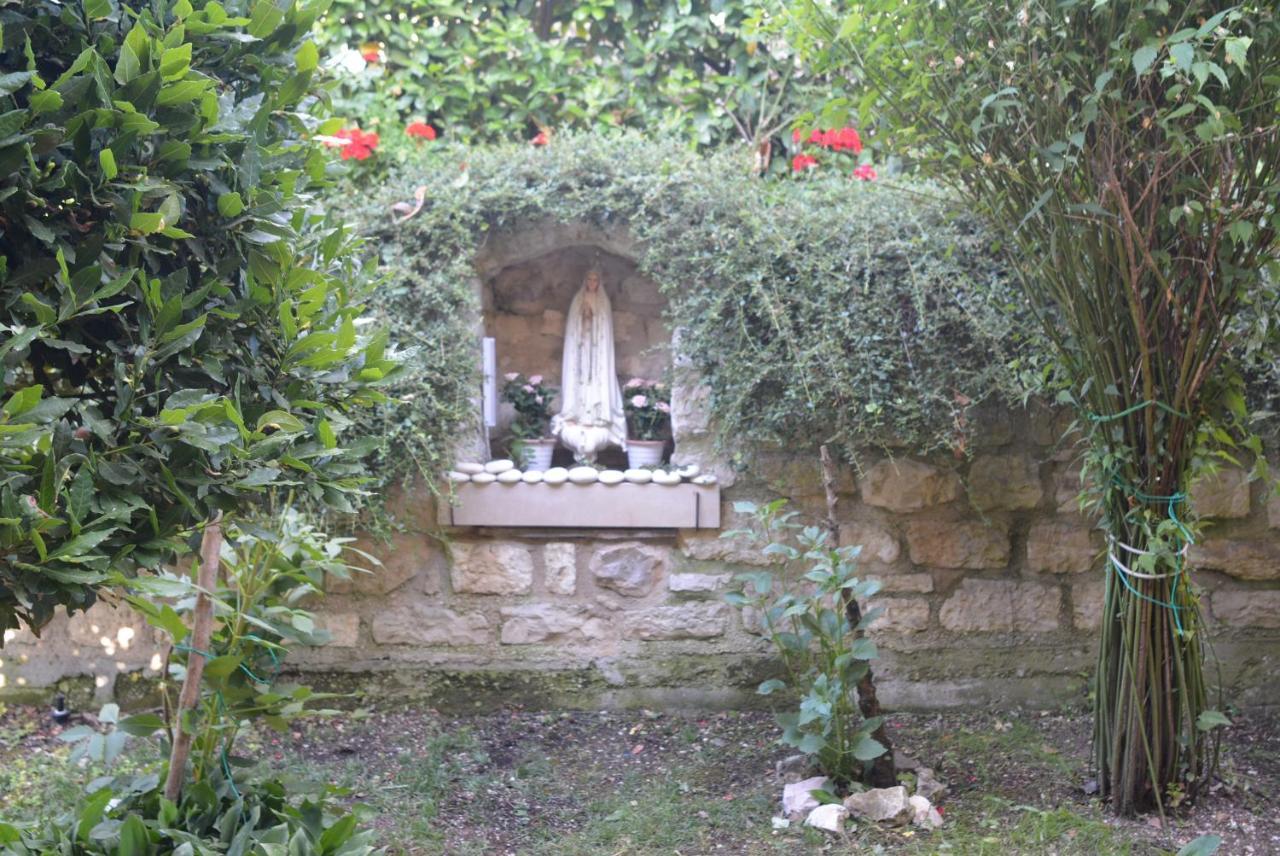 Villa Mischianti Gubbio Exterior photo